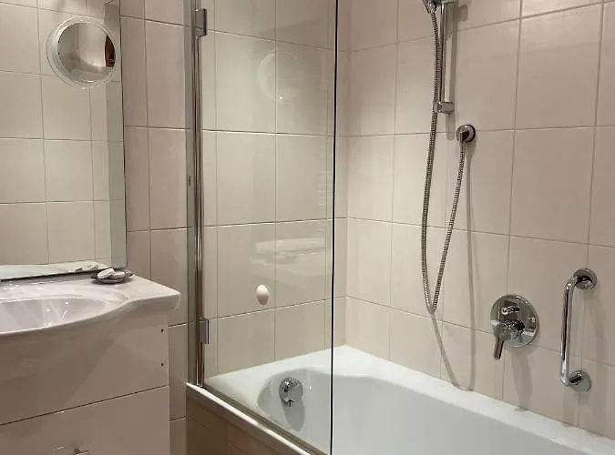 W2 Haus Ganghofer * 洛伊塔施